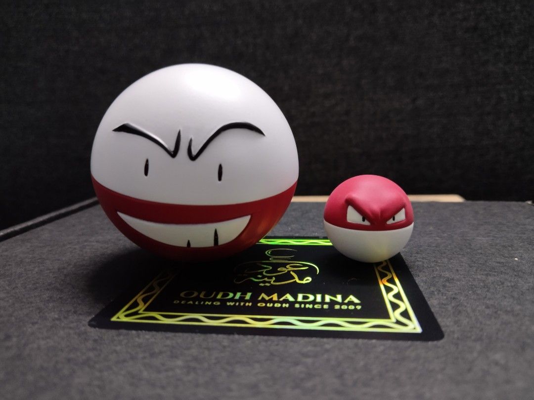 〖Sold Out〗Pokemon Scale World Hisui Voltorb Electrode #100 #101 1:20 - Pika  Studio