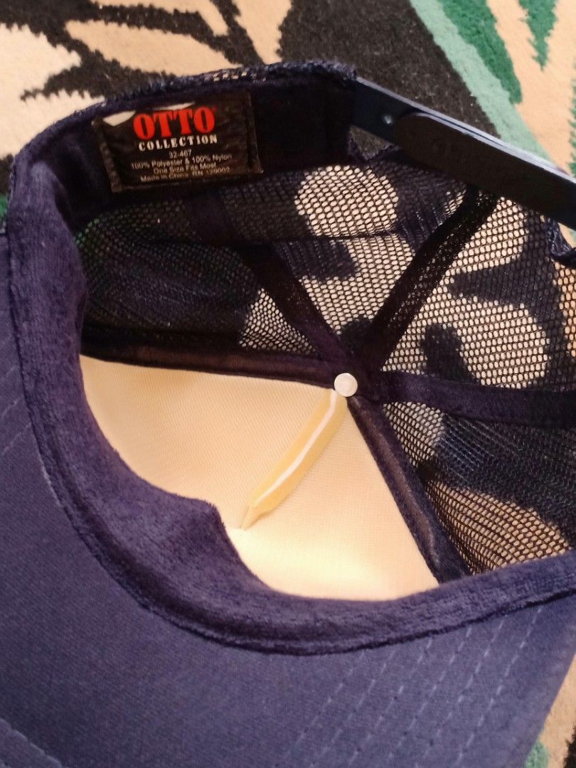 Topi Big Agnes Trucker jaring, Fesyen Pria, Aksesoris, Topi di Carousell