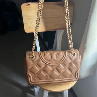 (Category: ) located in . Submitted by marz.shopping (Listing ID 1209439363, Image 1). Description: .