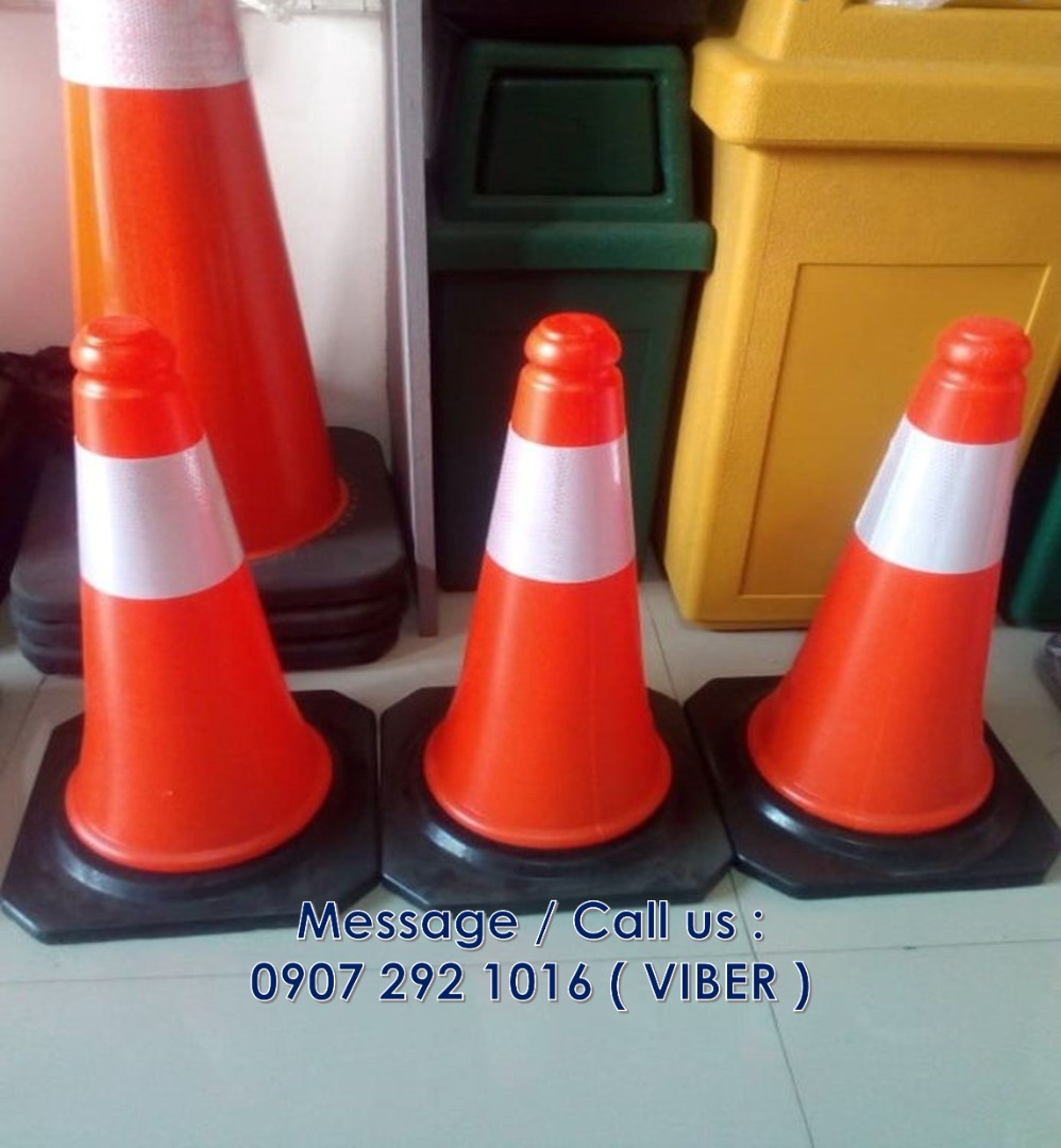 traffic cone Plastic type 74, Commercial & Industrial, Construction