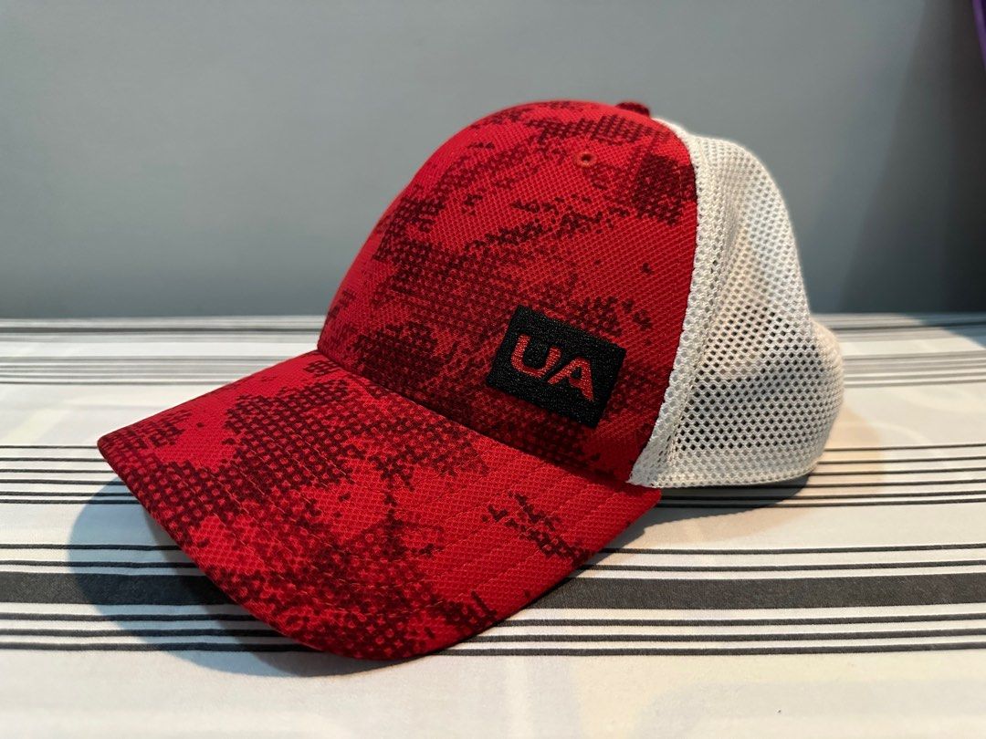 Under Armour Cap, Men's Fashion, Watches & Accessories, Caps & Hats on