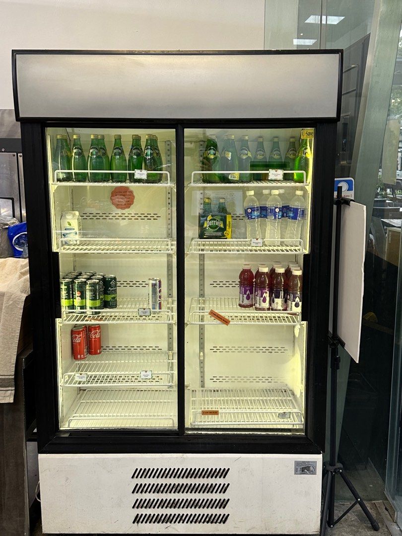 URGENT Two door drink chiller fridge, TV & Home Appliances, Kitchen