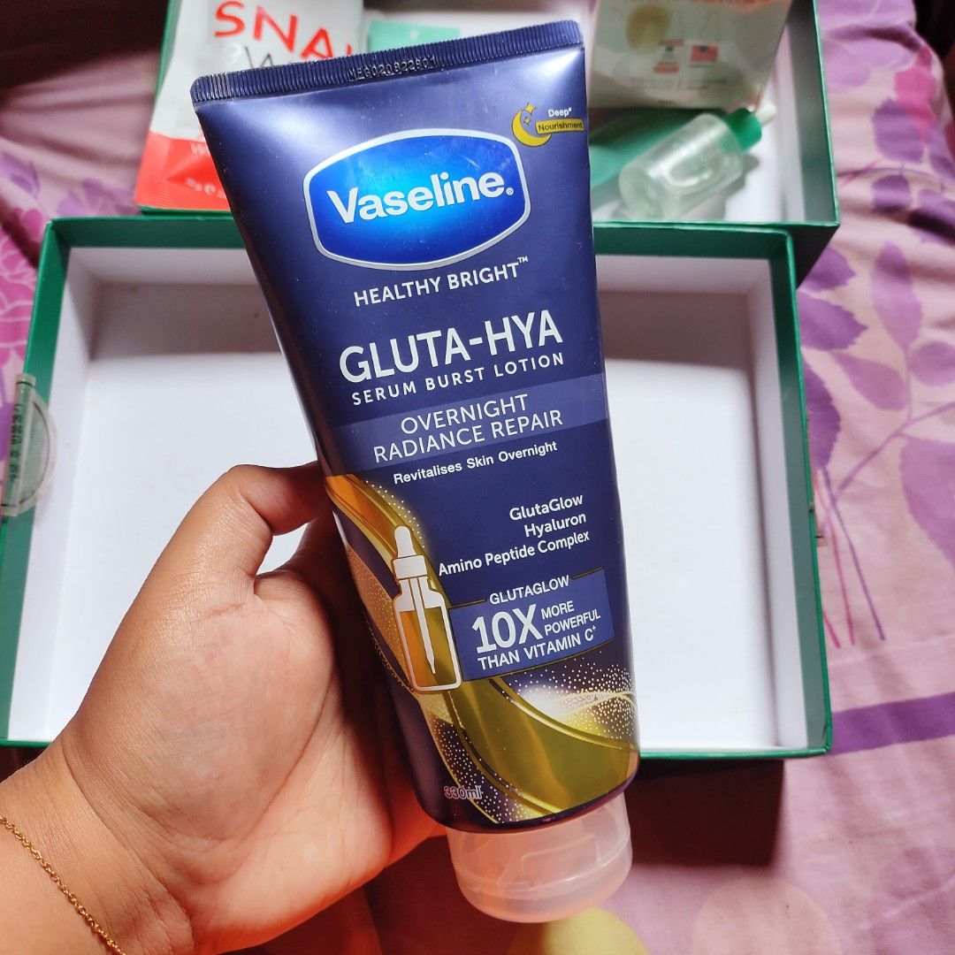 Vaseline gluta hya overnight 330ml, Health & Beauty, Skin, Bath, & Body