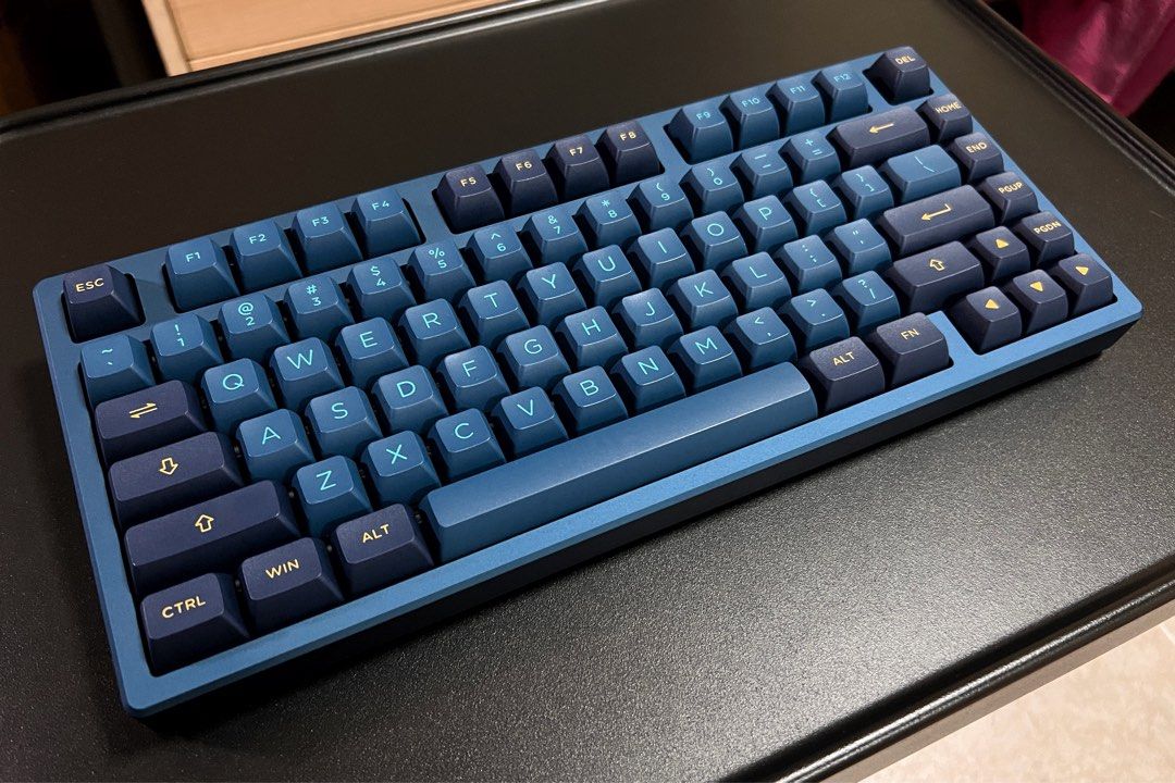 Velocifire Bubble75 Custom Mechanical Keyboard Marbly Creamy Foamy