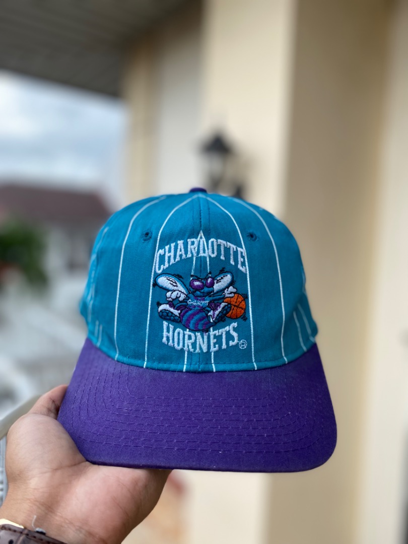 Vintage starter pinstripe, Announcements on Carousell