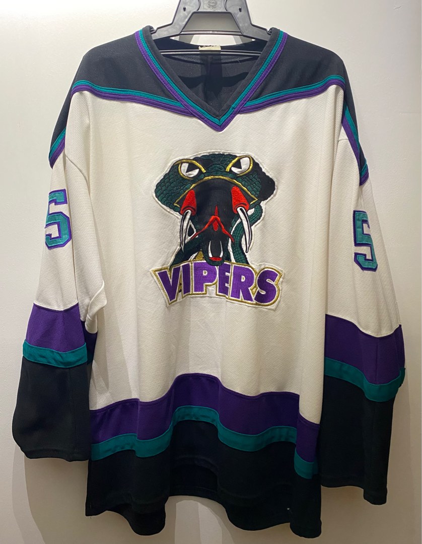 VIPERS NHL, Men's Fashion, Activewear on Carousell