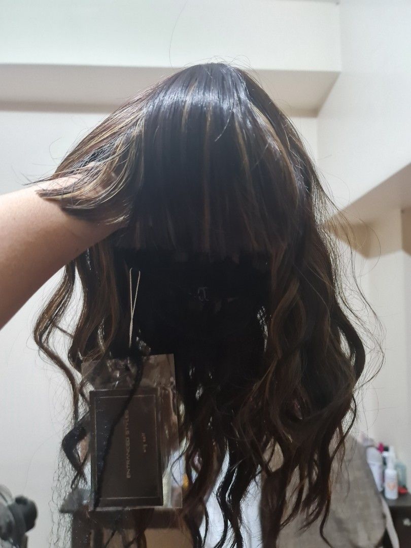 Wig (human hair quality) (Category: Hair Accessories) located in Pasig City. Submitted by 53888 (Listing ID 1209382058, Image 3). Description: brand new with tag and packaging brand:Entranced Styles shoulder length wavy brown with blonde highlights.