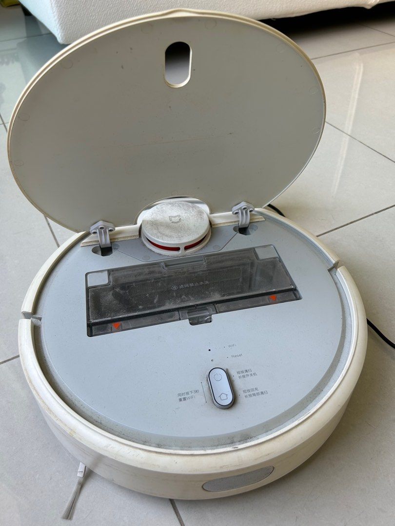 Xiaomi Mijia Robot Vacuum Cleaner 1 SDJQR01RR, TV & Home Appliances