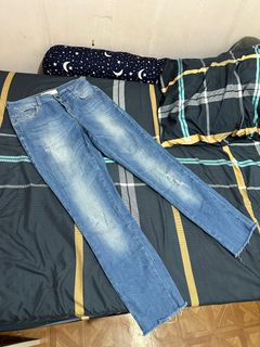 (Category: ) located in . Submitted by ninaaay (Listing ID 1209371451, Image 1). Description: .