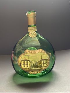 1.5 L Mateus Wine Rose Green Glass Bottle