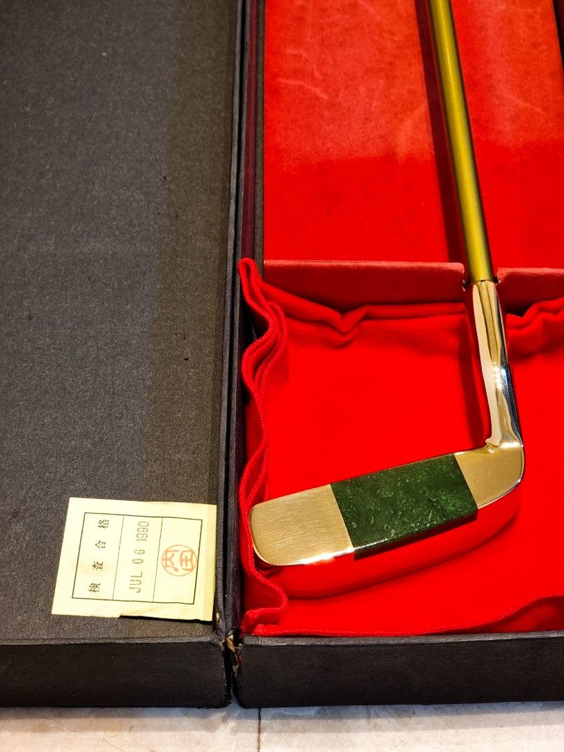 1990 Deity Jade Putter, Sports Equipment, Sports & Games, Golf on Carousell