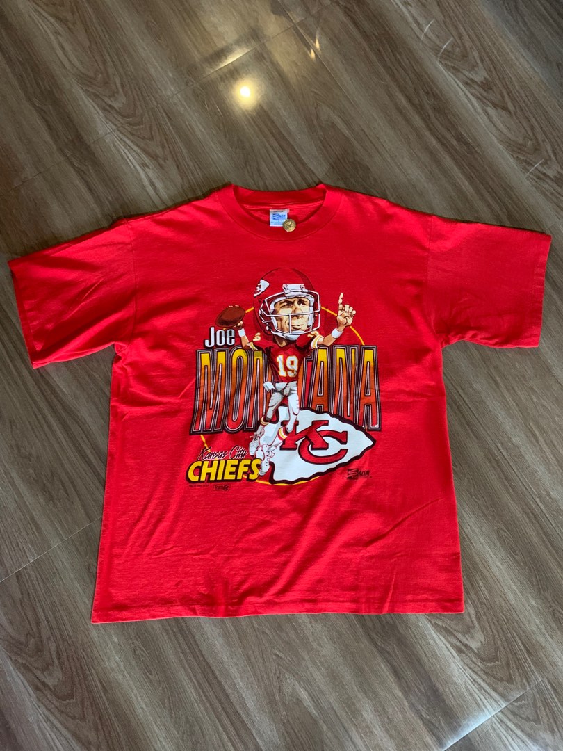 1993 Joe Montana Vintage Tee Kansas City Chiefs, Men's Fashion, Tops
