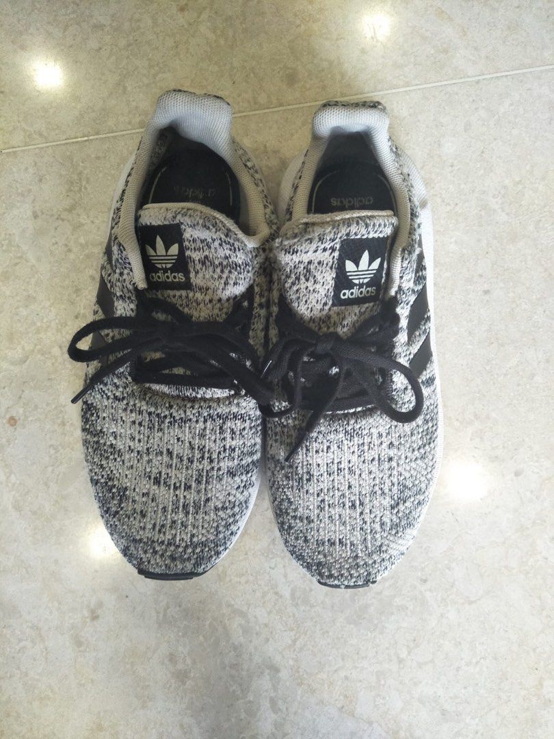 Adidas boys swift run top
