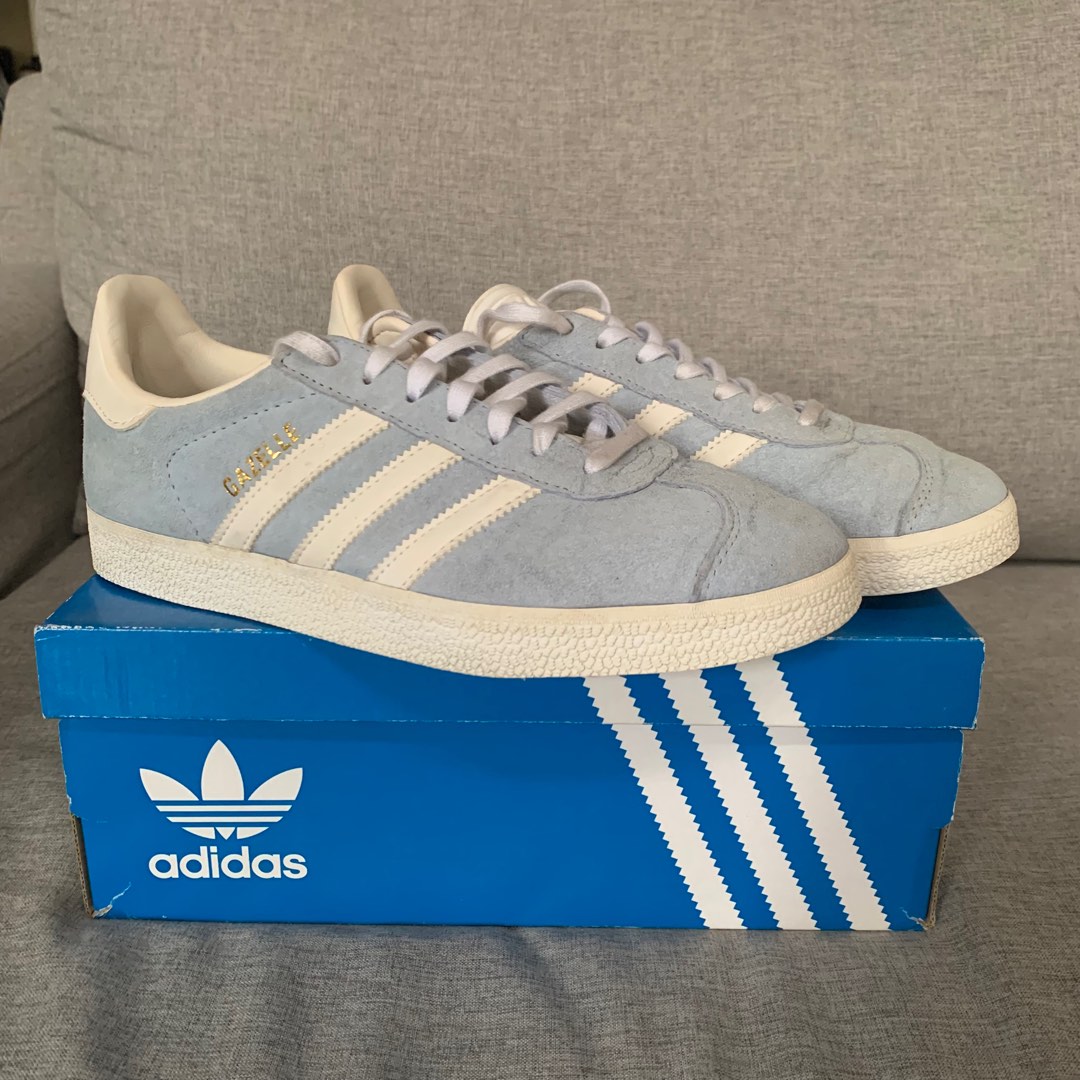 Adidas Gazelle Light Powder Blue, Women's Fashion, Footwear, Sneakers