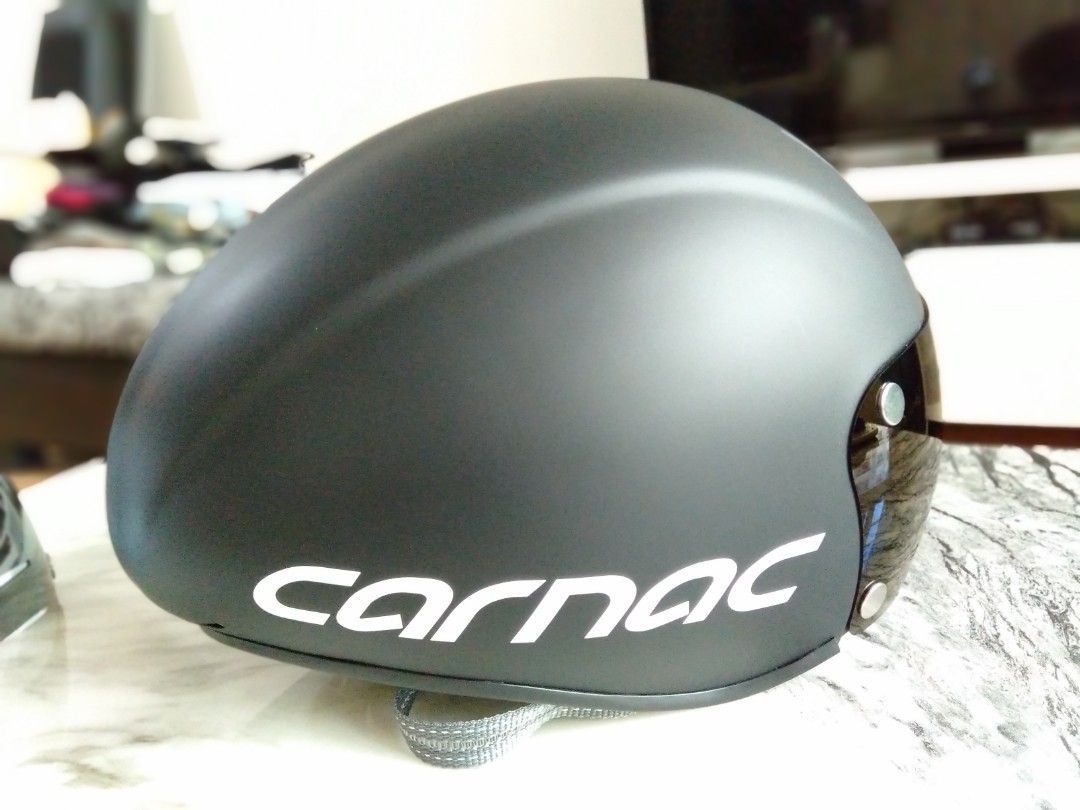 Carnac aero best sale road helmet