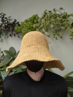 Aldracil – Topi Pantai Anyaman Dewasa Remaja AP44 MIRAE CAP Bucket Unik Second Preloved Thrift Hat
