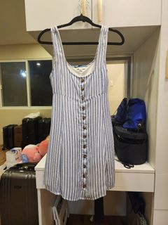 (Category: ) located in . Submitted by maemy04 (Listing ID 1209551833, Image 1). Description: .