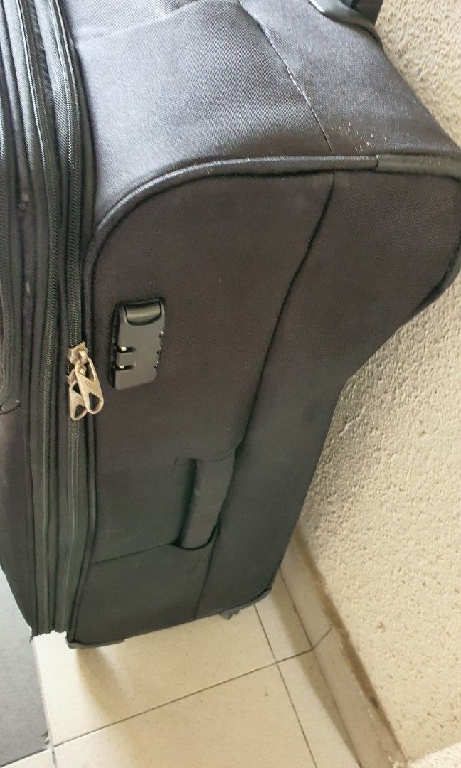 American Tourister large size Luggage, Hobbies & Toys, Travel, Luggage ...