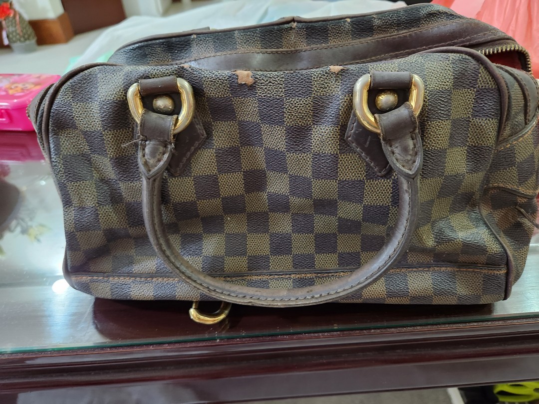 Authentic Louis Vuitton Damier Ebene Duomo Crossbody N41425 LV, Luxury,  Bags & Wallets on Carousell