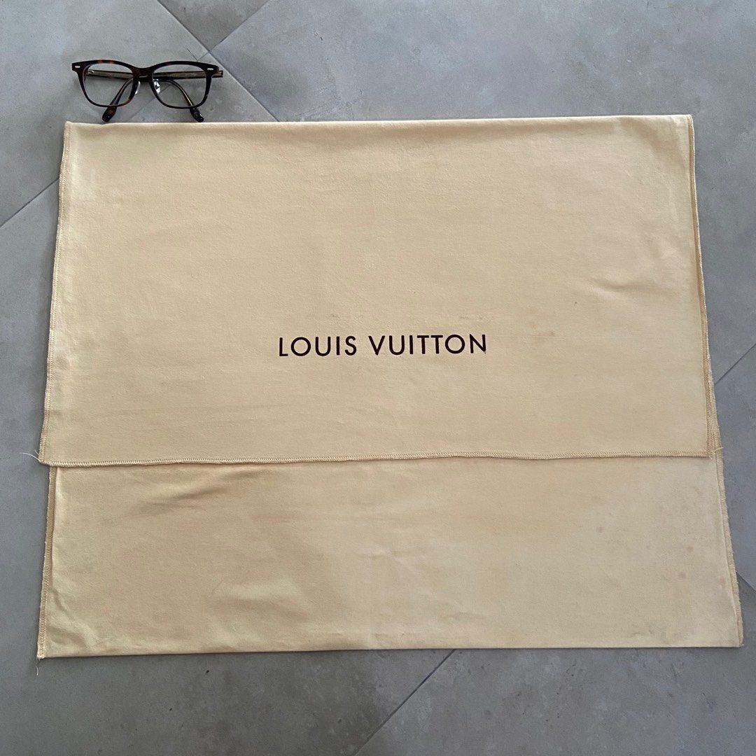 Authentic Louis Vuitton Dust Bag, Luxury, Accessories on Carousell