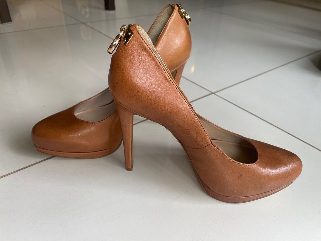 Authentic MICHAEL KORS Tan Shoes Women s Fashion Footwear Heels