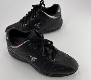 authentic Prada sneakers Size 5
