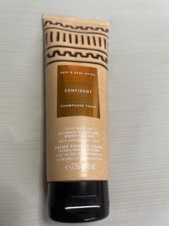 Bath & body works confident champagne toast