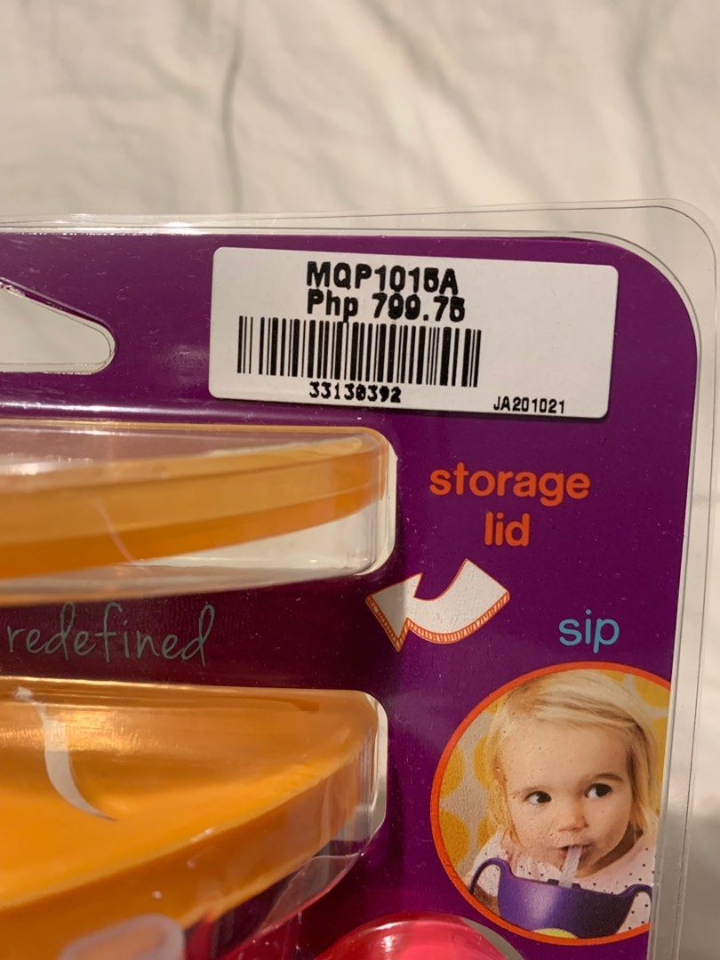 b.box Bowl + Straw (Category: Weaning & Toddler Feeding) located in Quezon City. Submitted by mothernilily (Listing ID 1209530846, Image 3). Description: B.box Bowl + Straw Condition: Brand new; opened but returned to original packaging RFS: Impulsive buying; too many snack cups.