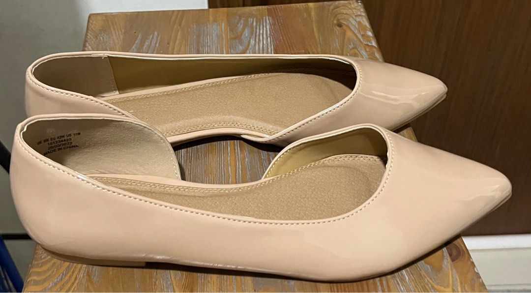 Wide hotsell ballet flats