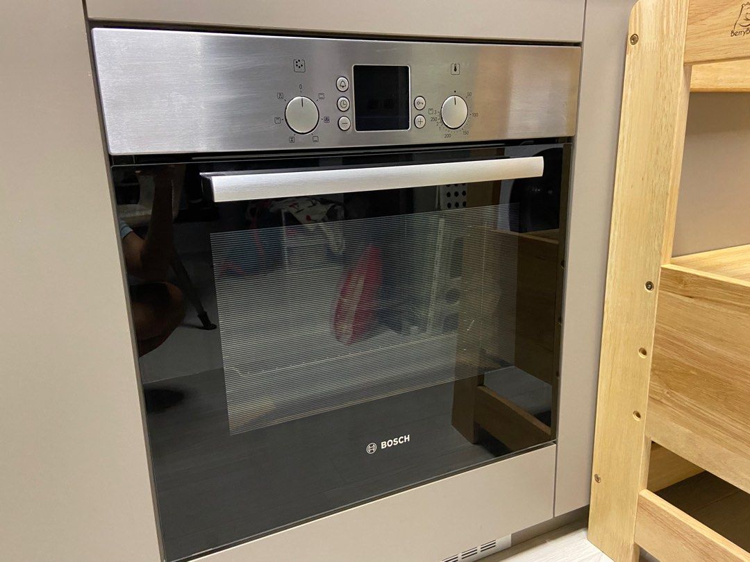 Bosch Builtin Oven Stainless Steel HBN331E1K, TV & Home Appliances