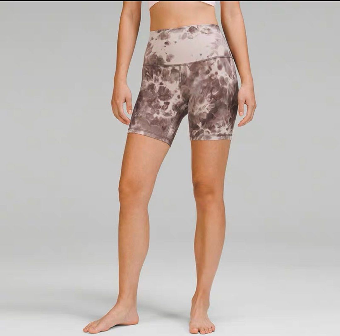 Lululemon align high rise shorts, Women's Fashion, Activewear on Carousell