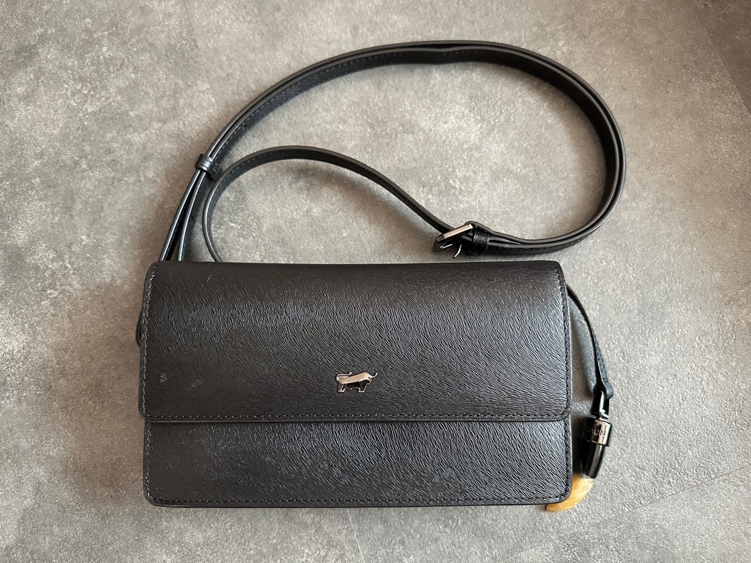 Braun Buffel Crossbody / Waist Bag / Wallet, Women's Fashion, Bags
