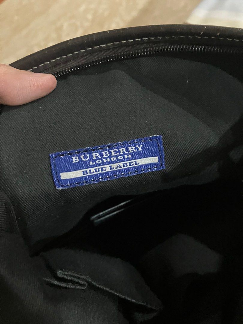 Burberry Blue Label Sling Bag, Fesyen Wanita, Tas & Dompet di ...