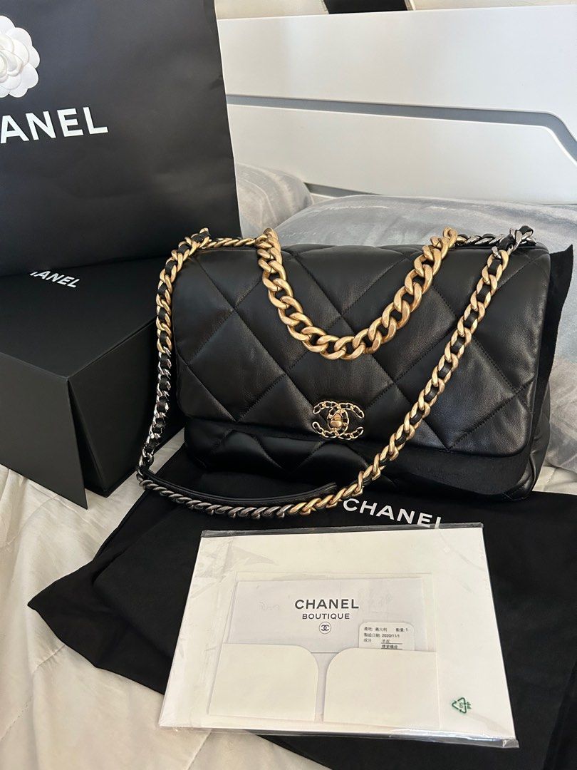 Chanel 19 36cm