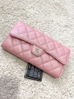 NIB 19S Chanel Iridescent Pearly Pink Caviar Medium Classic Double