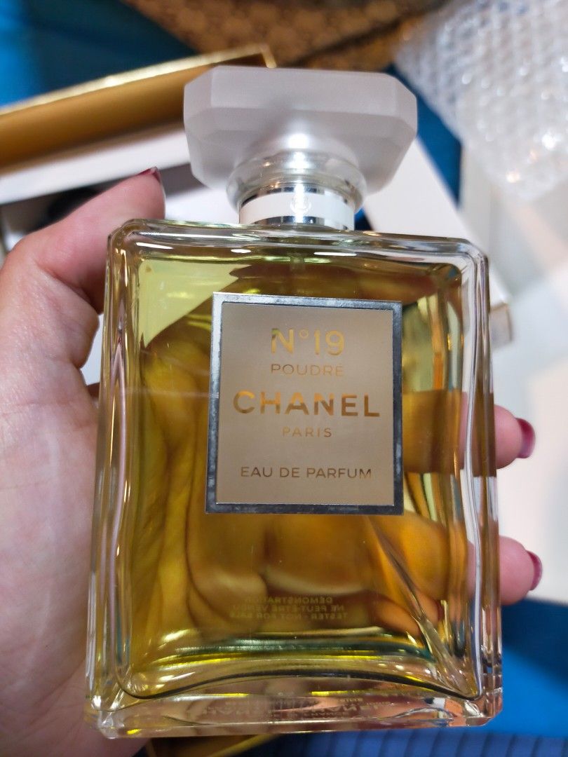 Chanel N19 Poudre Perfume EDP 100ml, Beauty & Personal Care, Fragrance &  Deodorants on Carousell