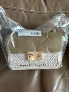 （分類：）位於 。 由 shirleybb360358 提交（商品編號 1209501799，圖片 1）。簡介： 。