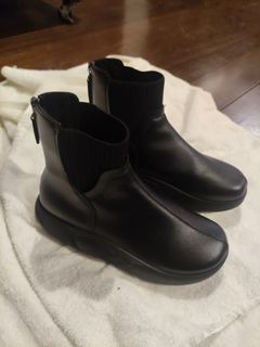 Chelsea style boots