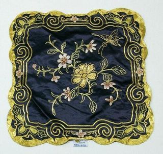 Chinese New Year Good quality Shanghai Gold Silver Embroidery Flower and Butterflies Design Placemat/Vase Placemat 中國新年優質上海金銀刺繡花和蝴蝶設計餐墊/花瓶餐墊