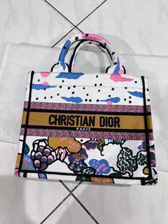 (Category: ) located in . Submitted by yourpremiummall (Listing ID 1209609083, Image 1). Description: .