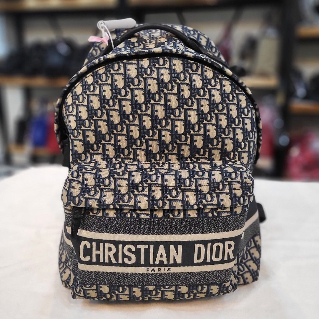 CHRISTIAN DIOR SADDLE POUCH Blue Dior Oblique Jacquard, Luxury, Bags &  Wallets on Carousell