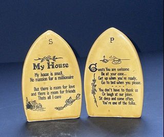 Clothes Iron Shape Salt and Pepper Shakers Collectibles Vintage Kitchenware