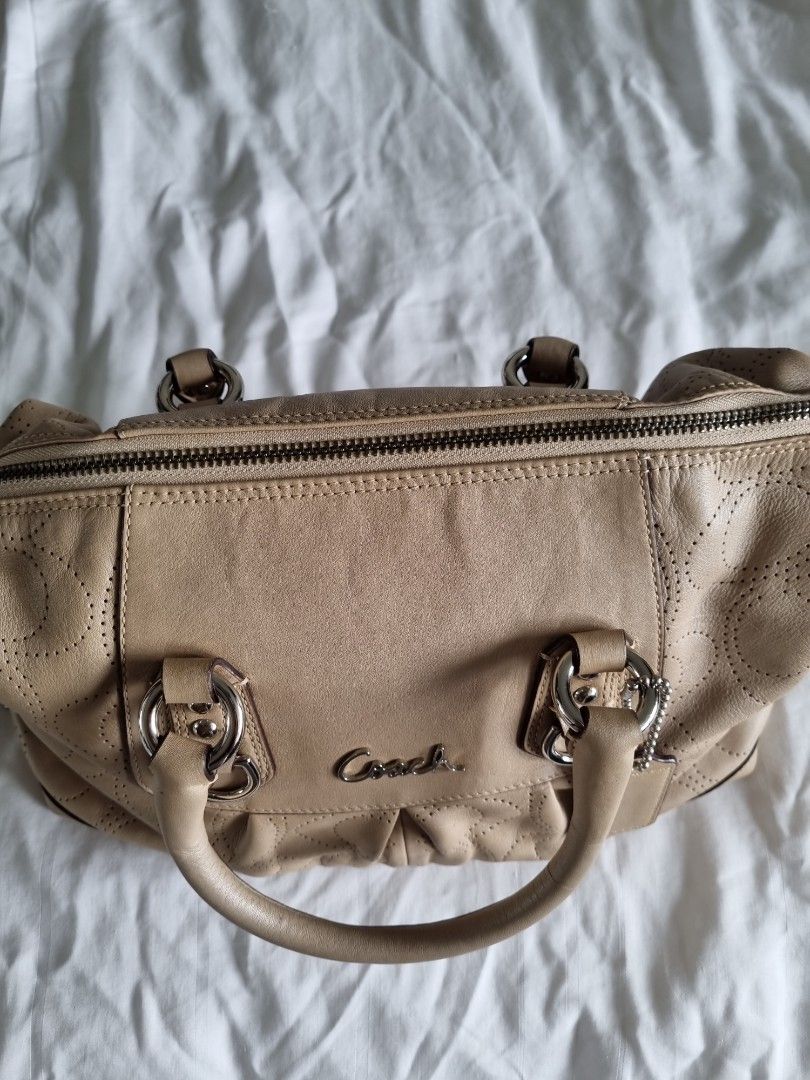 Beige coach new arrivals purse