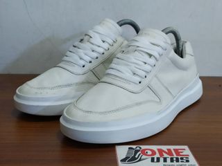 (Kategori: ) berada di . Dikirim oleh oneutassecond (ID iklan 1209555793, Gambar 1). Deskripsi: .
