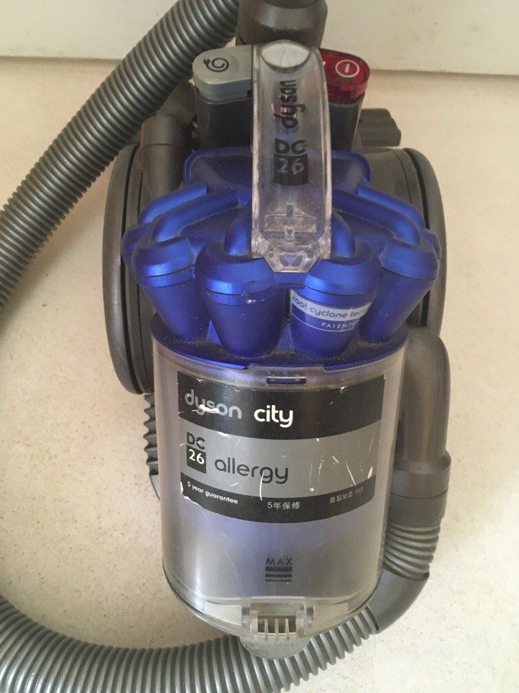 Dyson vacuum, TV & Home Appliances, Vacuum Cleaner & Housekeeping on