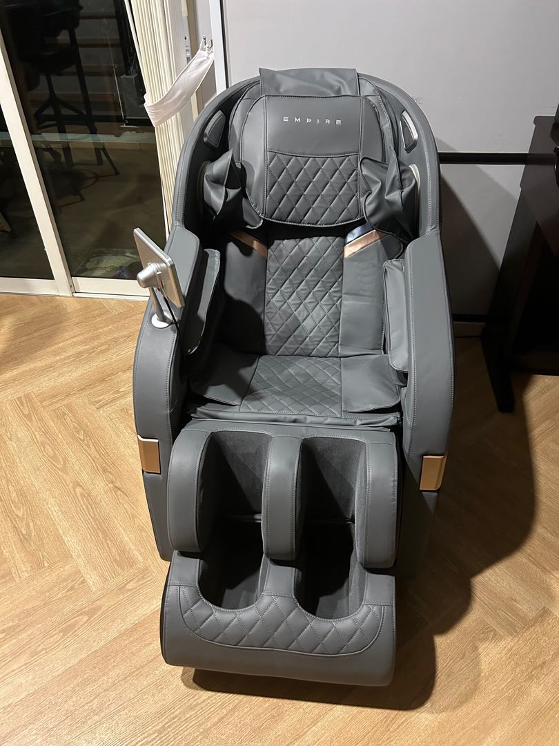 Empire Massage Chair! Brand New! 4 days old (10 Jan 23). Received this