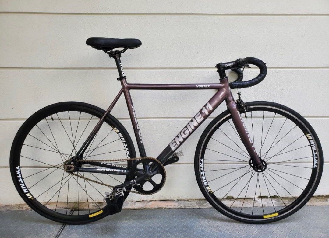 engine 11 vortex fb (Category: Bicycles) located in Singapore. Submitted by hinkyding (Listing ID 1209559245, Image 1). Description: selling cuz i nvr use fast deal 700.