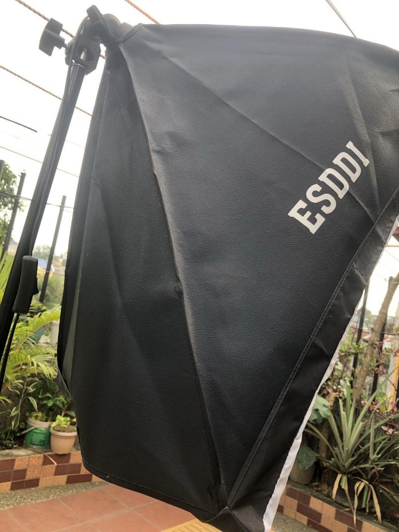ESDDI SOFTBOX & EMART STAND BACKDROP, Photography, Photography