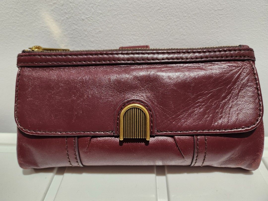 Cora clutch hot sale