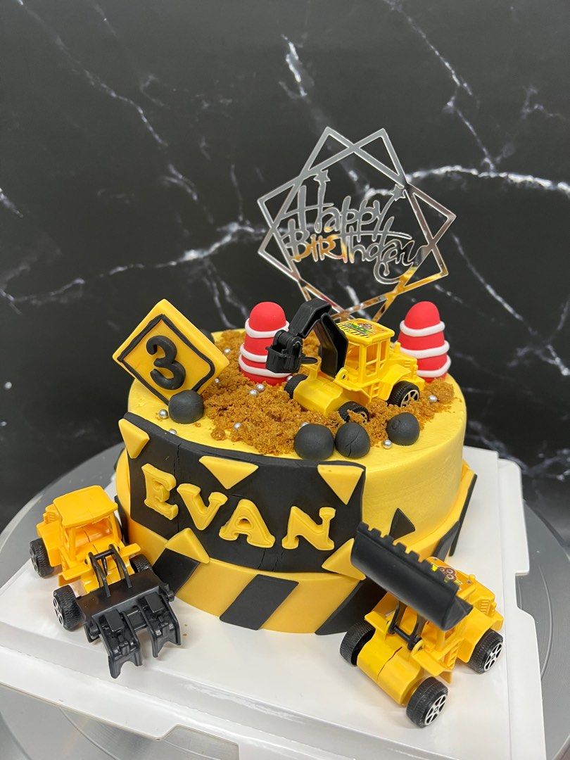 Construction Themed Cake | Construction Cake | Order Custom Cakes in  Bangalore – Liliyum Patisserie & Cafe
